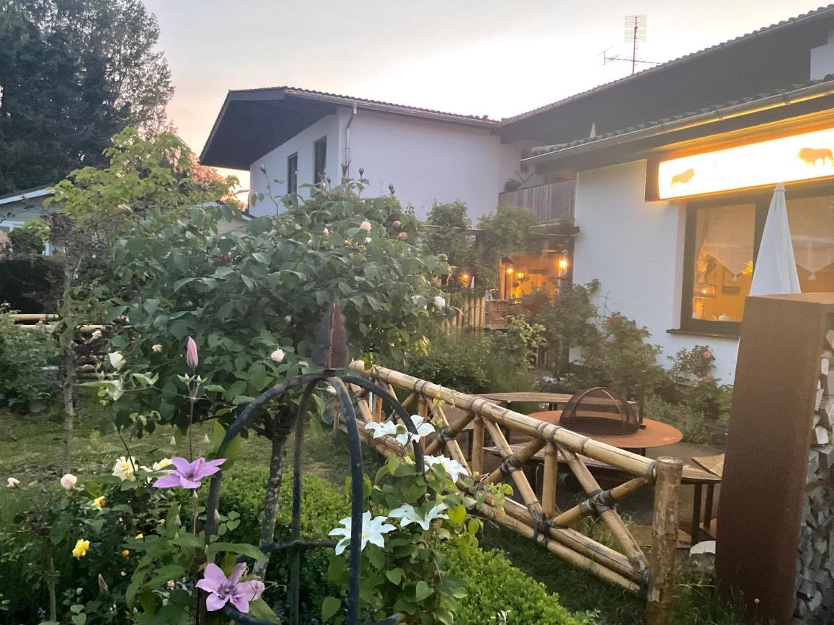 Zu Jeddelohs Bungalows & Apartments -Adult Friendly Gladenbach Luaran gambar