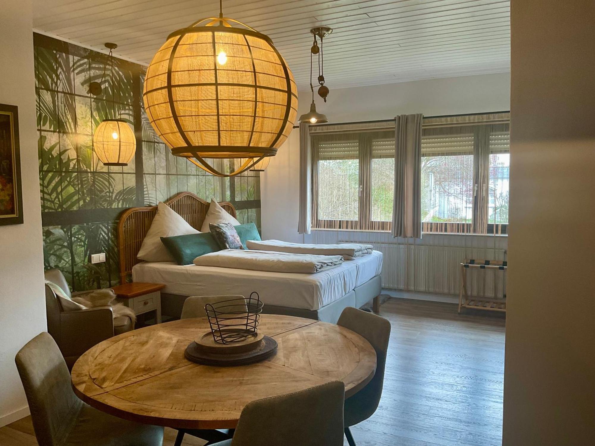 Zu Jeddelohs Bungalows & Apartments -Adult Friendly Gladenbach Luaran gambar
